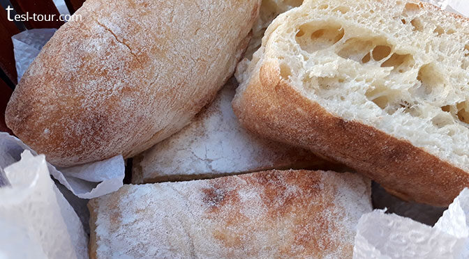 Дегустация самого простого албанского хлеба. Про главное правило качественного хлеба!