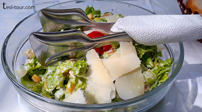 Чем больше пармезана, тем вкуснее овощной салат?