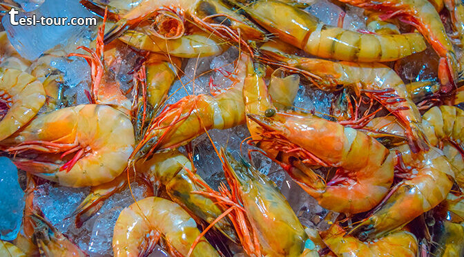 Где продаются самые вкусные креветки в мире? Отличие свежих морепродуктов от замороженных